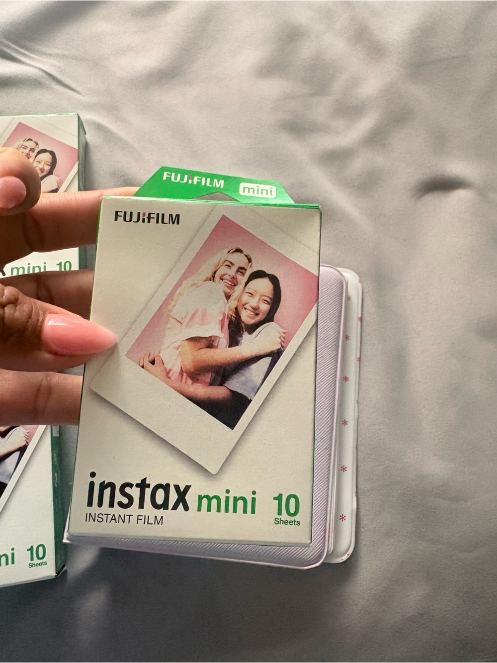 Fujifilm Instax Mini Photo Album - Light Lavender and White - Picture 8 of 13